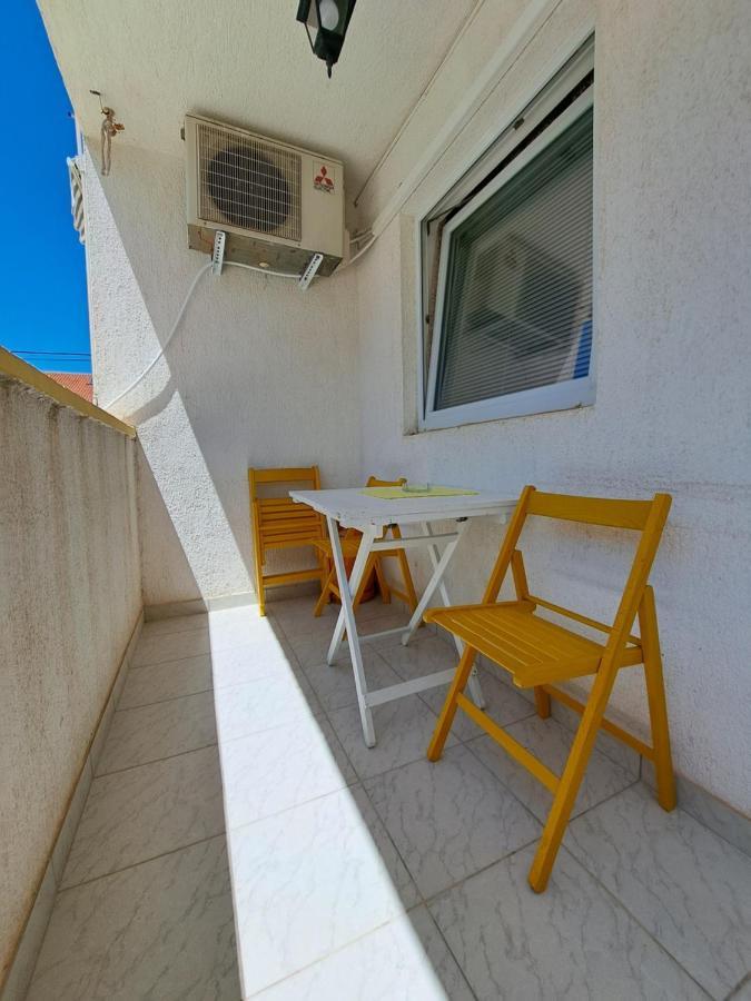 Apartmani Postonjski Привлака Экстерьер фото